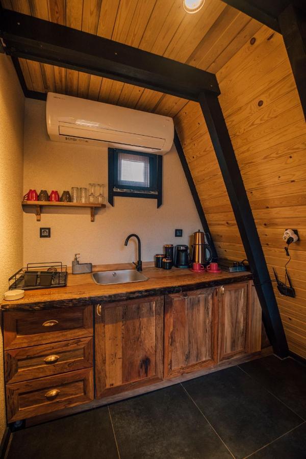 Karmatte Bungalow Kartepe Buitenkant foto