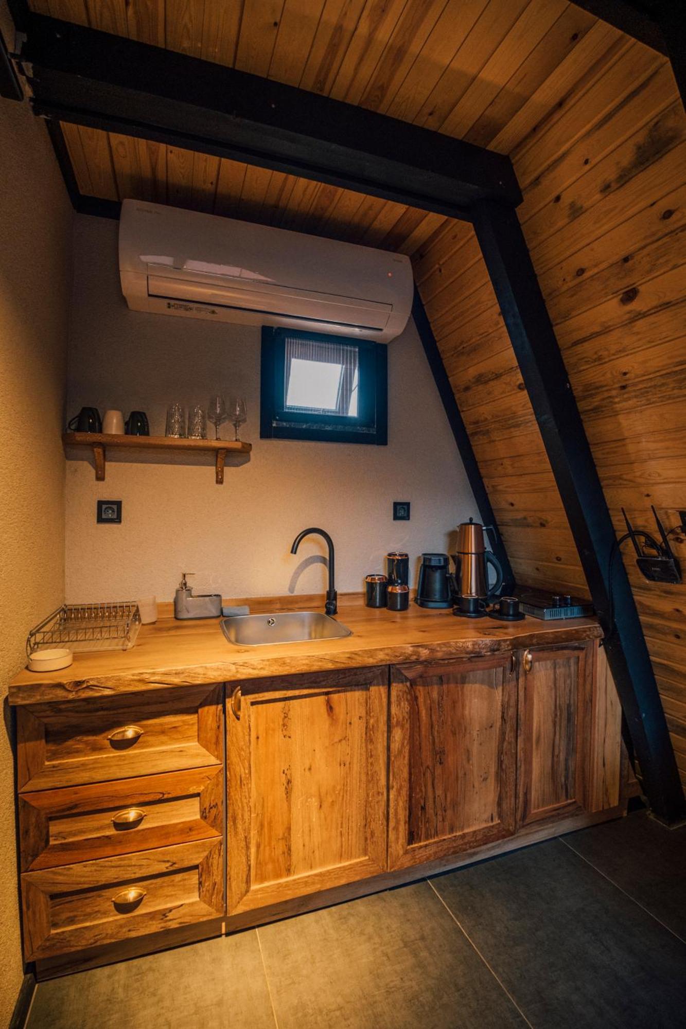 Karmatte Bungalow Kartepe Buitenkant foto